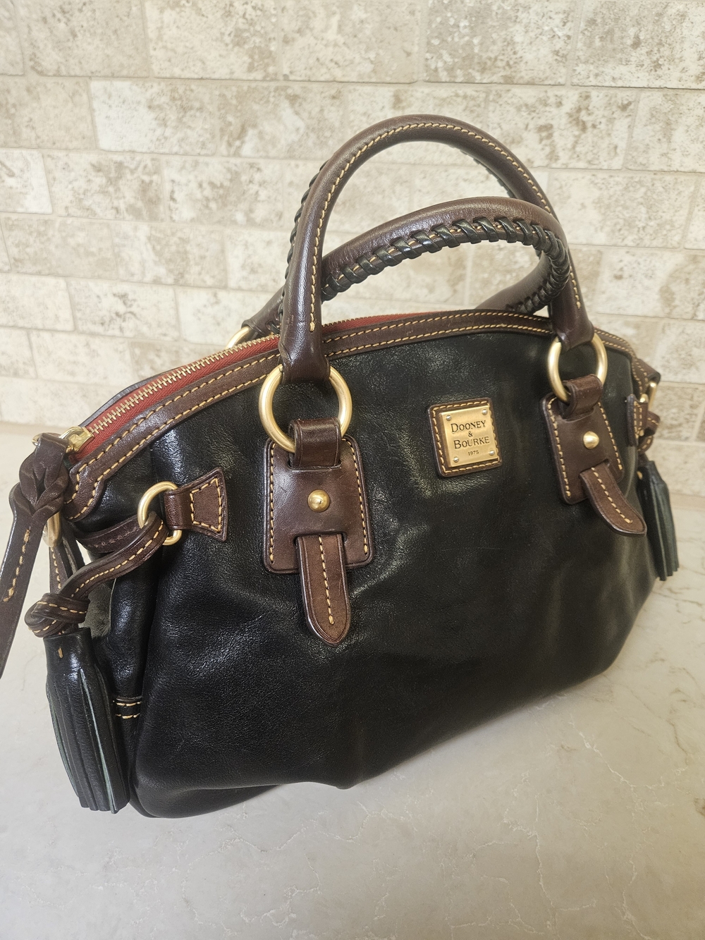 Dooney and Bourke Toledo Flourentine Medium Black Mail Satchel - Picture 2 of 11